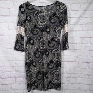 Tacera Medium Paisley Print Dress with Lace Accents